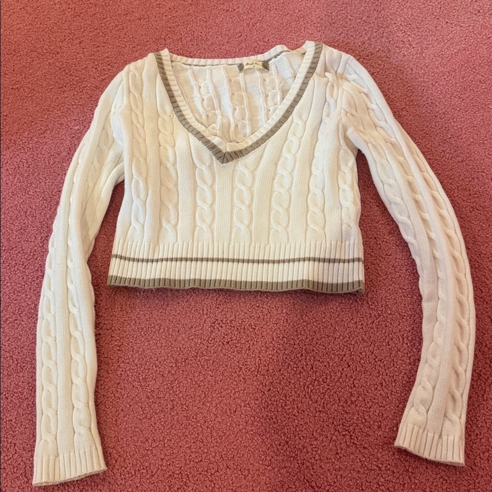 White Cable Knit Cropped Sweater
